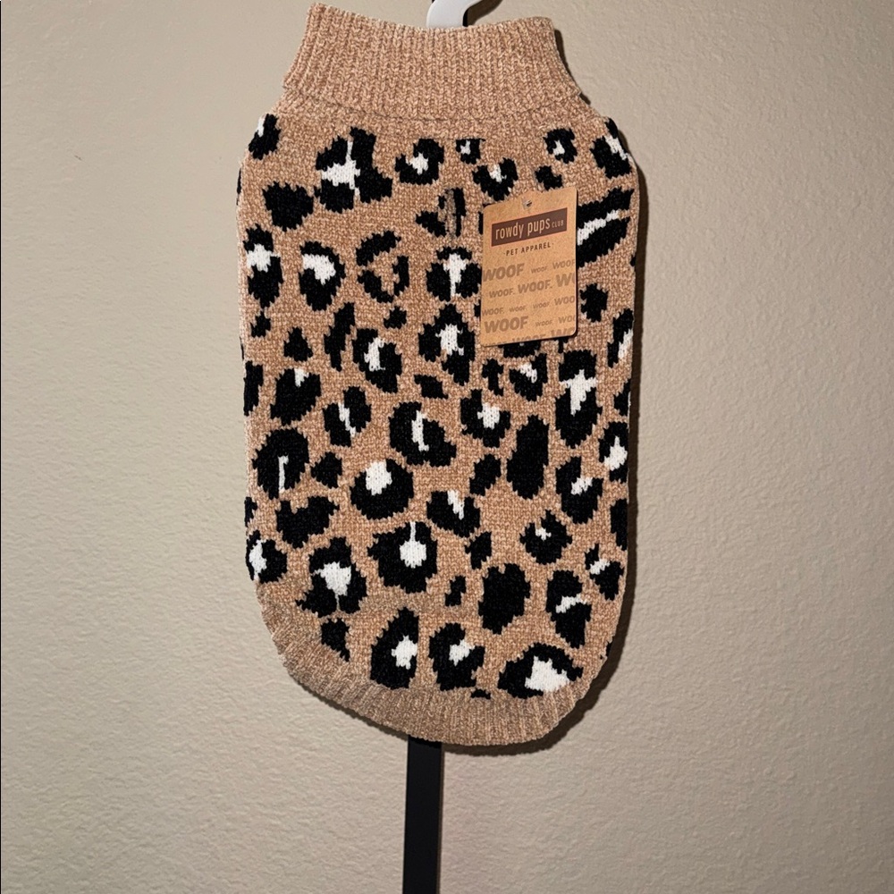 NWT Rowdy Pups Club Tan Chenille Leopard Print Knit Turtleneck Sweater Size M